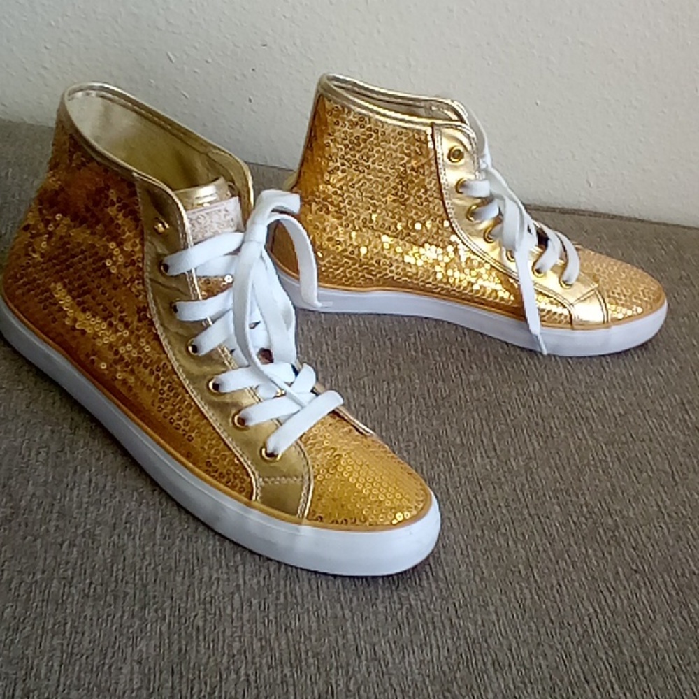 Size 7.5 disco sneaks